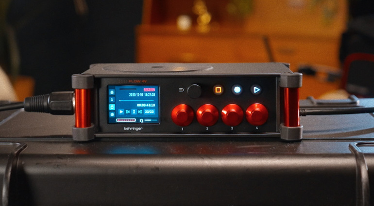 FLOW 4V by Behringer